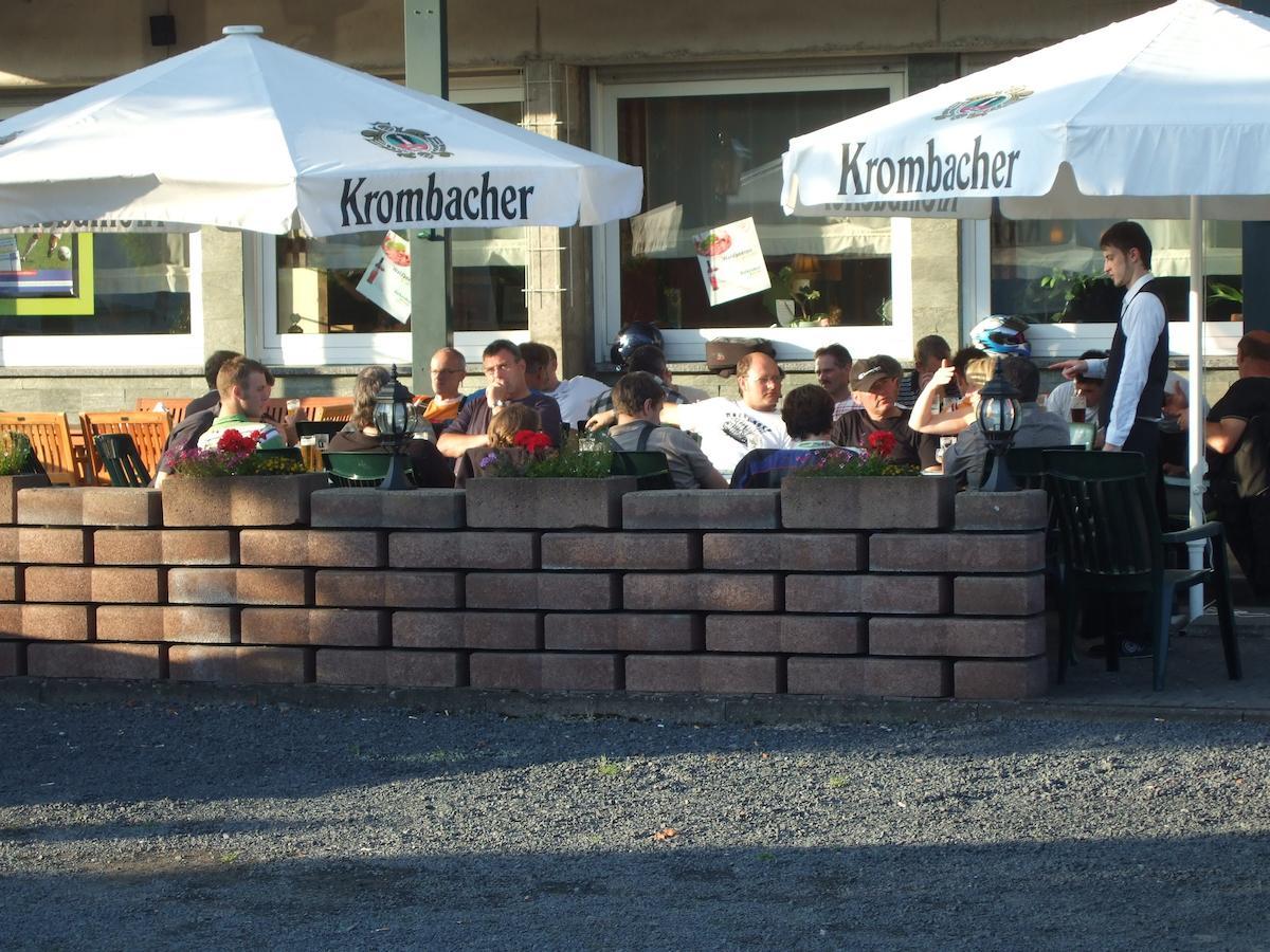 Gasthaus Zur Quelle باد مارينبرغ المظهر الخارجي الصورة