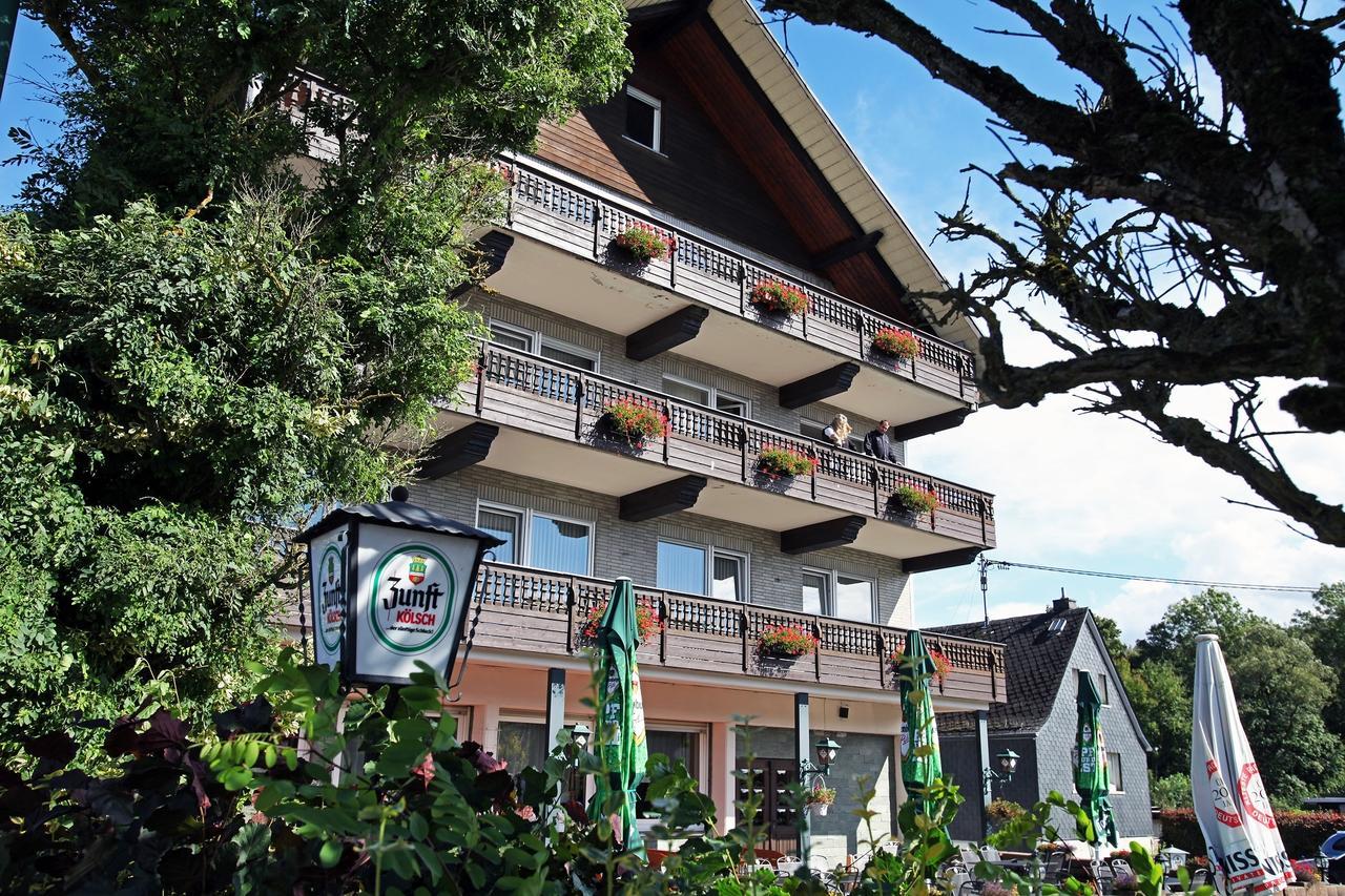 Gasthaus Zur Quelle باد مارينبرغ المظهر الخارجي الصورة