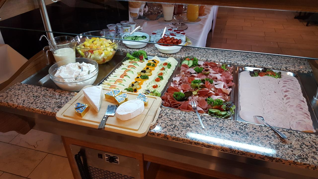 Gasthaus Zur Quelle باد مارينبرغ المظهر الخارجي الصورة